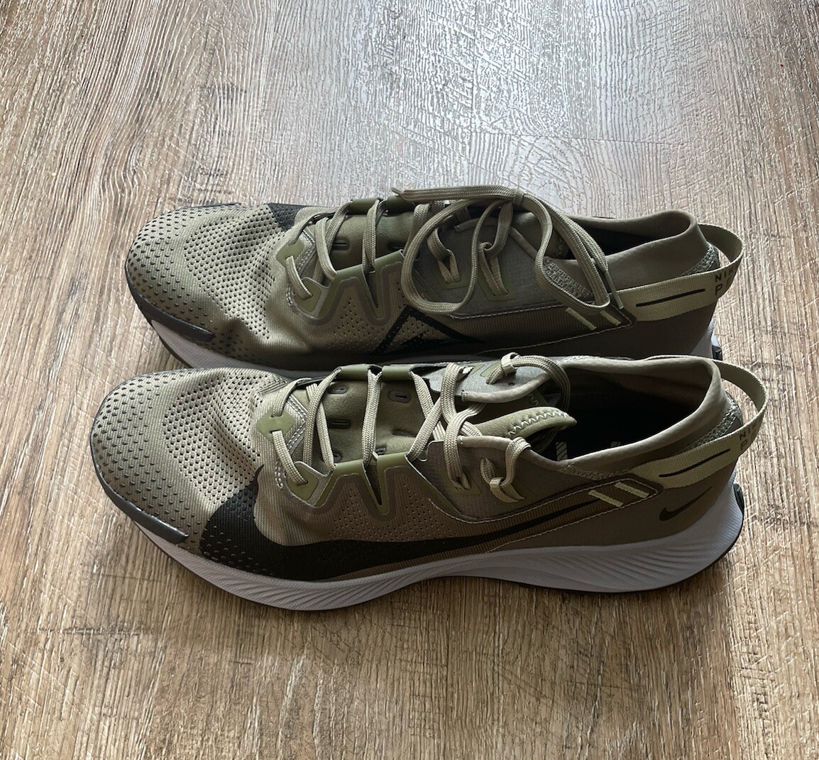nike pegasus trail 2 olive green