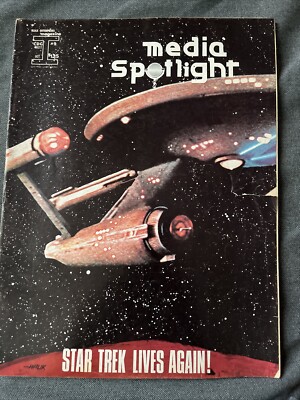 Media Spotlight Magazine #2 Star Trek Lives Again! 1976- Mr. Spock And Capt Kirk