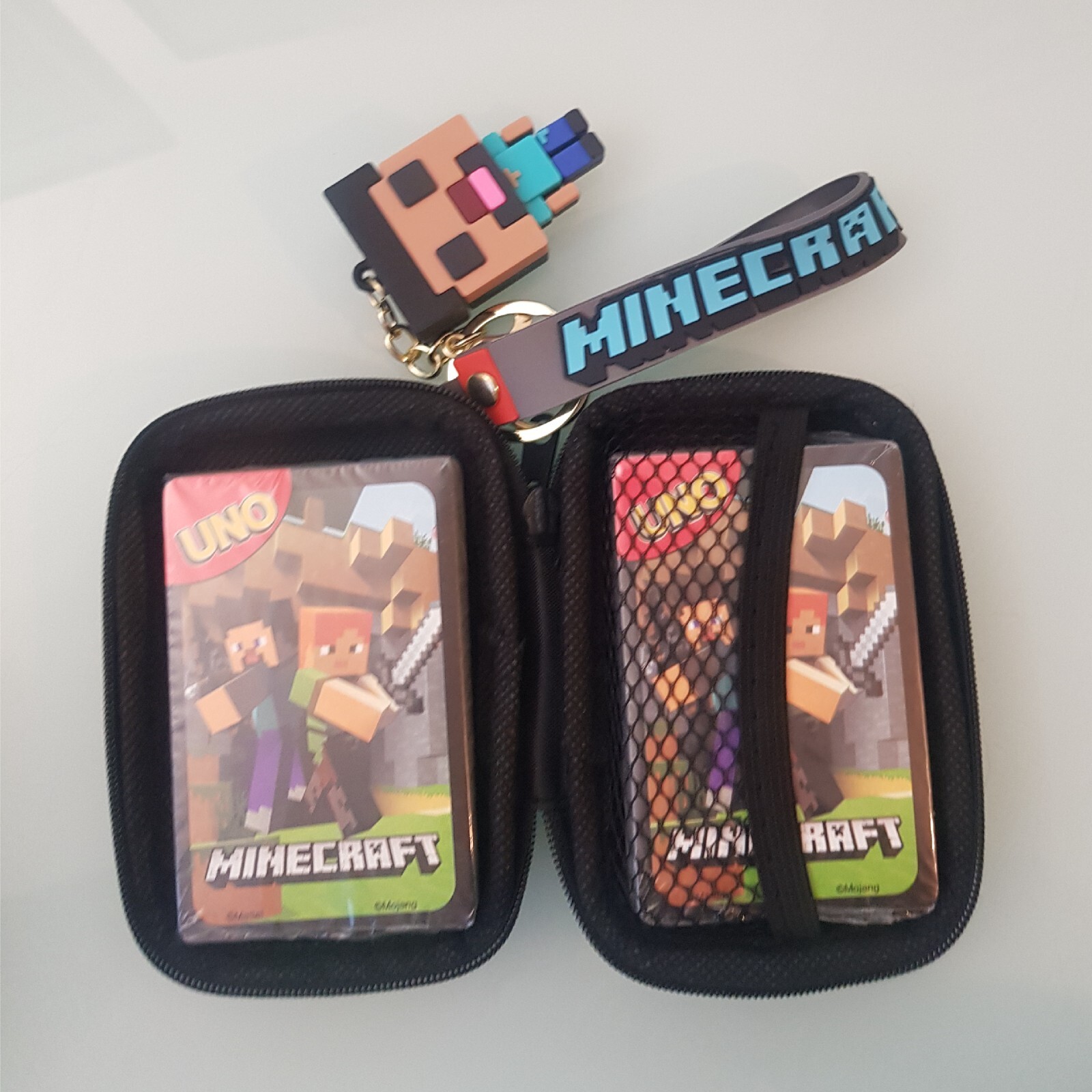 UNO Minecraft sacoche antichoc et porte-clé anti-perte pour protéger vos cartes de société
