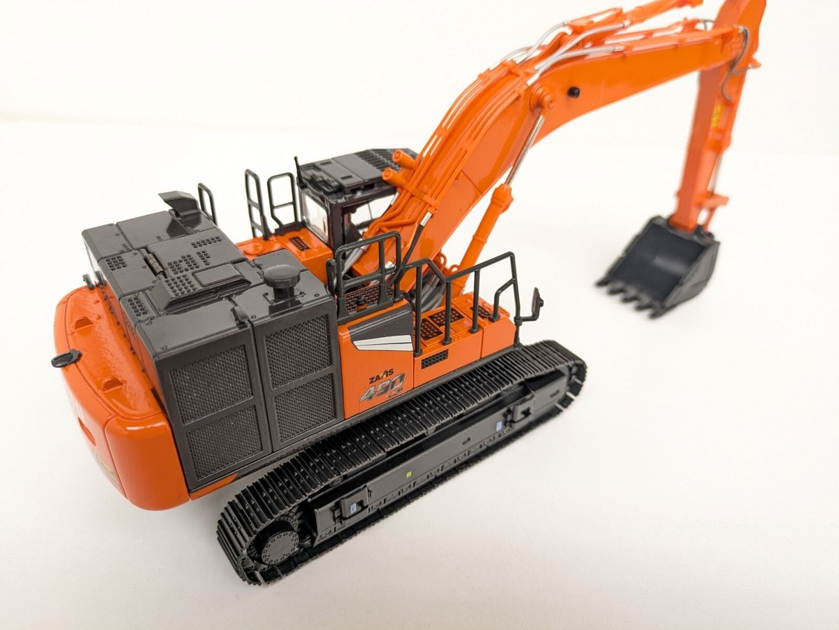 Hitachi ZX490LCH-7 Diecast Excavator Model 1/50 Scale