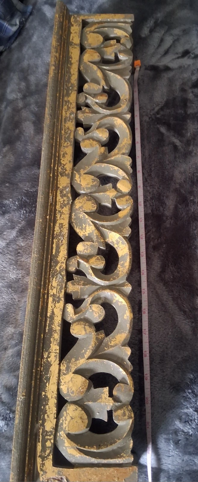 Gilded Wall Hanging Shelf
Opens in a new window or tab