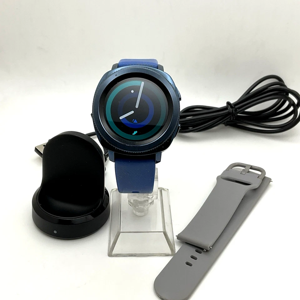 Samsung Gear Sport SmartWatch 43mm Blue Case Blue Band - SM-R600 Tested - Image 2 of 4