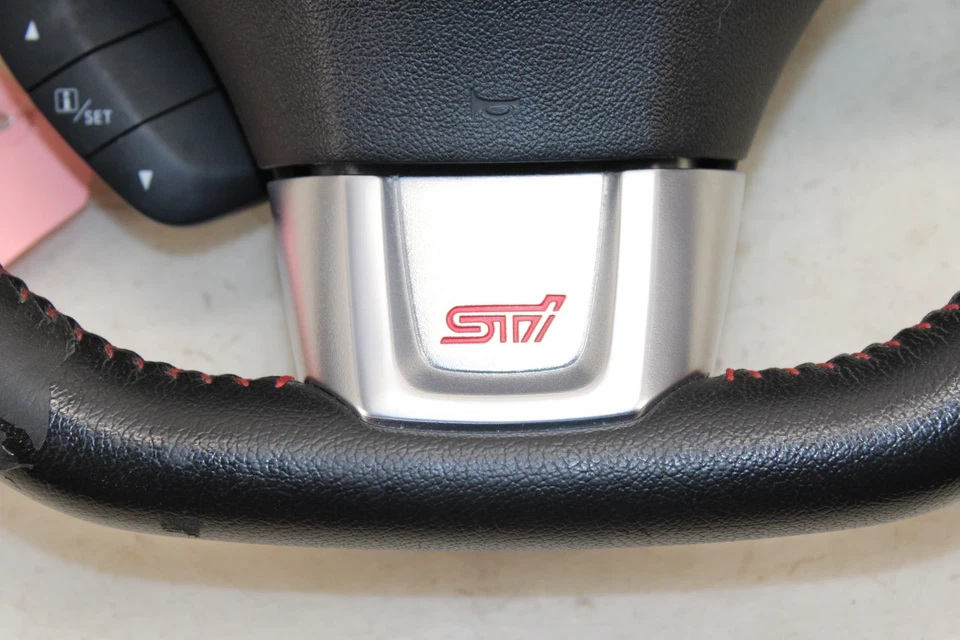 Conjunto de volante Subaru WRX STI 2015-2017 OEM NE72 Foto 2 de 4