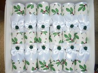 *** BOX OF 6 FILL YOUR OWN LUXURY CHRISTMAS CRACKERS**