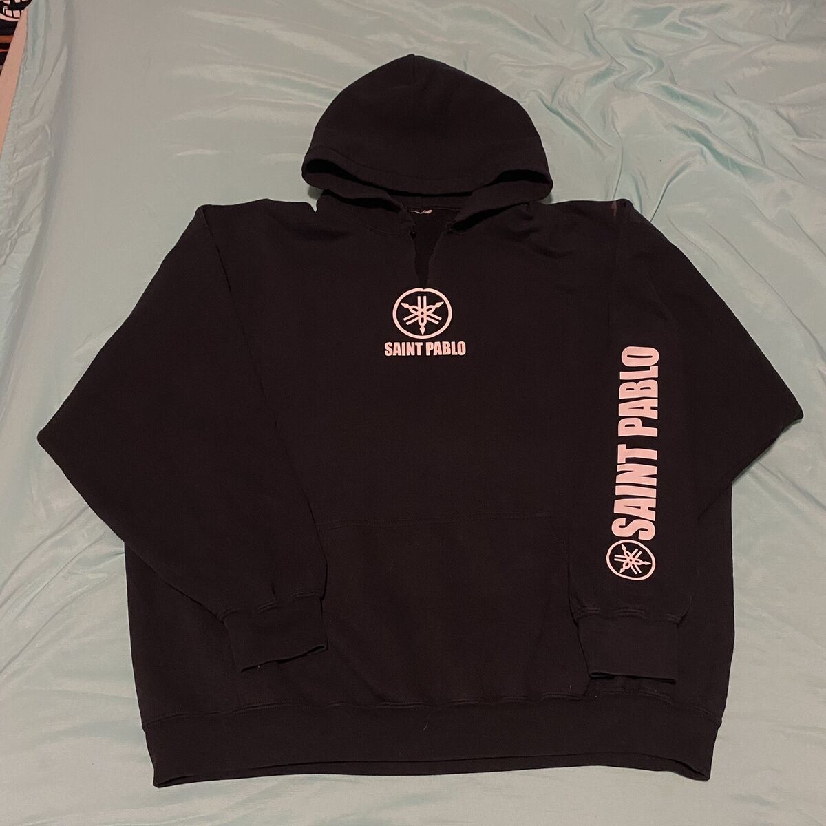 Kanye West Saint Pablo Merch Tour Pullover Hoodie XXL Kanye West Saint Pablo Merch Tour Pullover Hoodie XXL