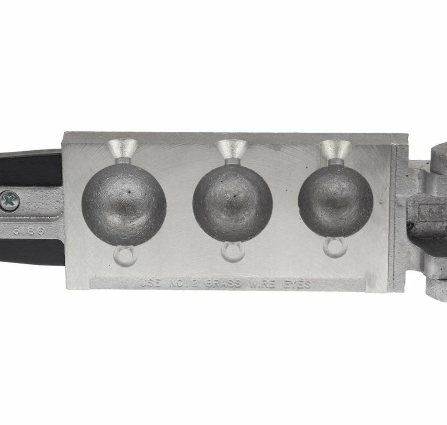Moule à Plombs Pyramide F155 - 80/110g - PAWIS Pêche Surf-Casting