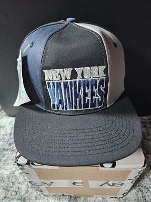 Vintage 90s Drew Pearson New York Yankees MLB Baseball Color Block Snapback Hat