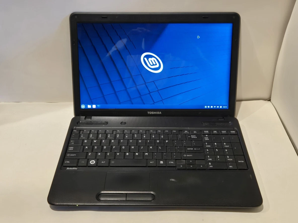 Toshiba 4 GB RAM PC 500-749 GB Hard Drive Capacity Laptops Toshiba 4 GB RAM PC 500-749 GB Hard Drive Capacity Laptops