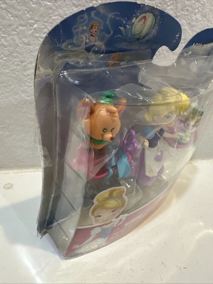 Disney Princesa Pequeño Reino Cenicienta Fiesta de Costura por Hasbro Foto 3 de 4
