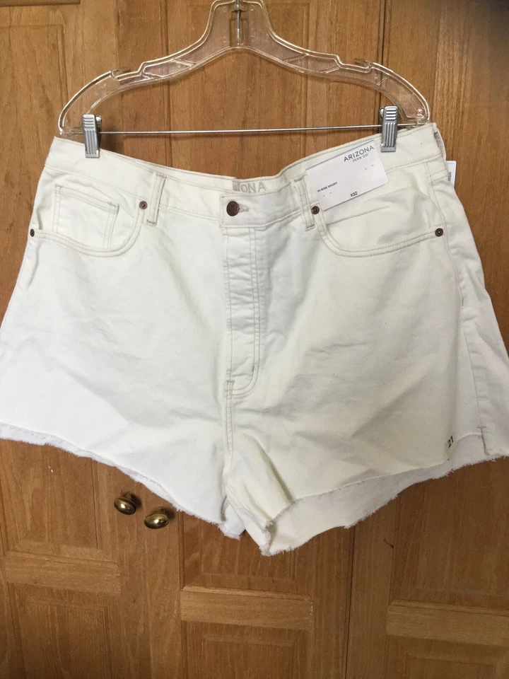 Pantalones Cortos Arizona Jean Co. Corte Alto Blanco Para Mujer Adulto Talla 21 Foto 2 de 4
