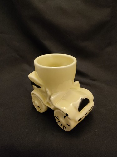 Ceramic Vintage Car Vehicle Novelty Egg Cup Eggcup 6cm Tall Good Condition - Picture 9 of 11