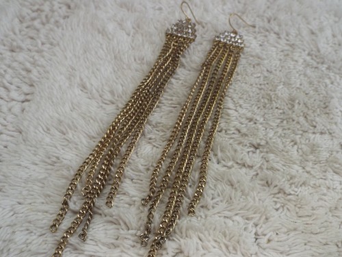 Goldtone Chain Fringe Rhinestone Pierced Earrings (A26)
