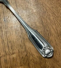 Oneida CLASSIC SHELL Stainless Cube Heirloom Silverware Flatware YOUR CHOICE