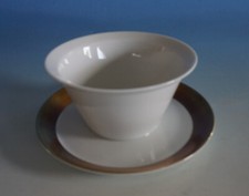 Vintage Rosenthal Kurf&uuml;rstendamm Sauciere Schale  wei&szlig; mit Gold (0522-157)