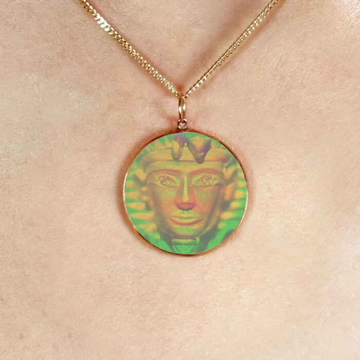 9ct Gold Hologram Pendant - Tutankhamun Egyptian Pharaoh 2 (Small) + 20"" Chain