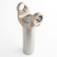 AAM 40110100  Slip Yoke RAM 261/263XHD 241DHD 1415/1410 U-Joint