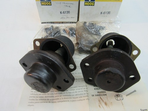 NORS 1973-86 Chevy GMC CK 10 15 Pickup Blazer Front Upper Ball Joint Moog K-6136 - Picture 5 of 7