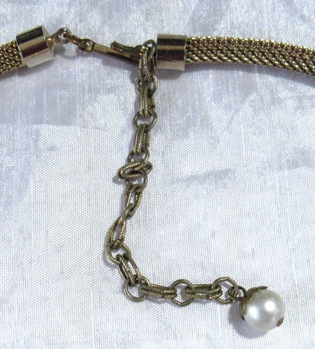 Collana vintage con goccia a Y tono oro e perle finte - Foto 5 di 6
