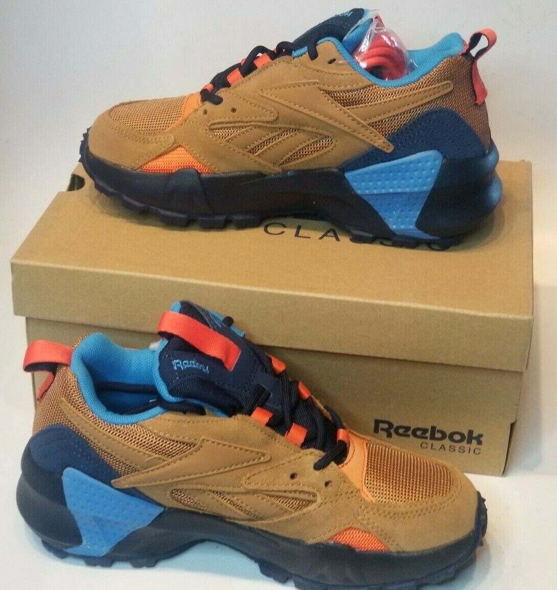 Reebok Women s Aztrek Double Mix Trail Retro Running Shoes
