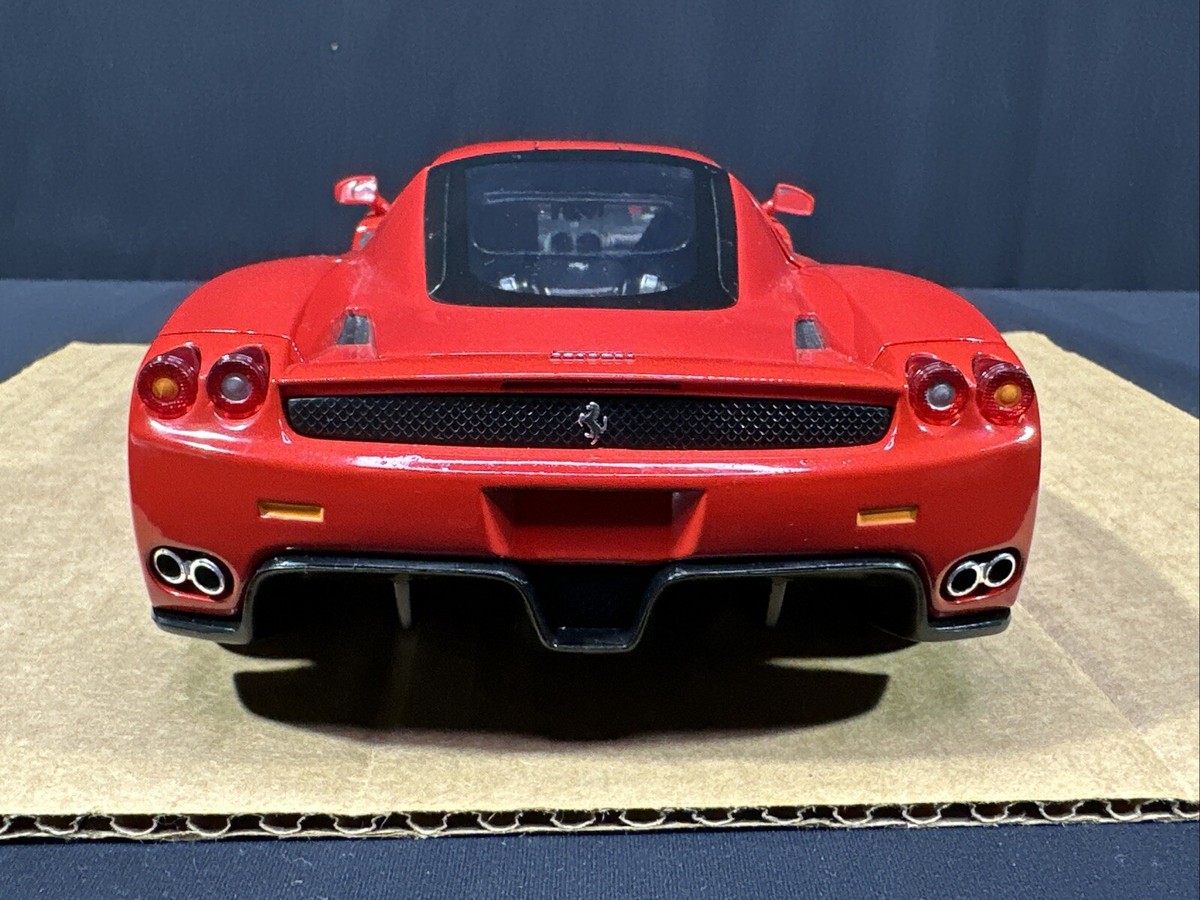Mattel Hot Wheels 1:18 Scale Enzo Ferrari Red 2002 Diecast Car | eBay
