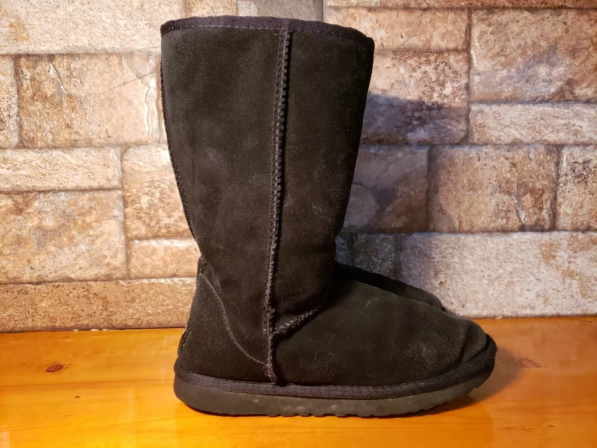Uggs on best sale sale size 6
