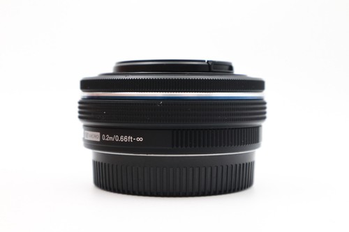 Olympus M.Zuiko Digital ED 14-42mm f/3.5-5.6 EZ Pancake Lens - Black - Picture 4 of 7