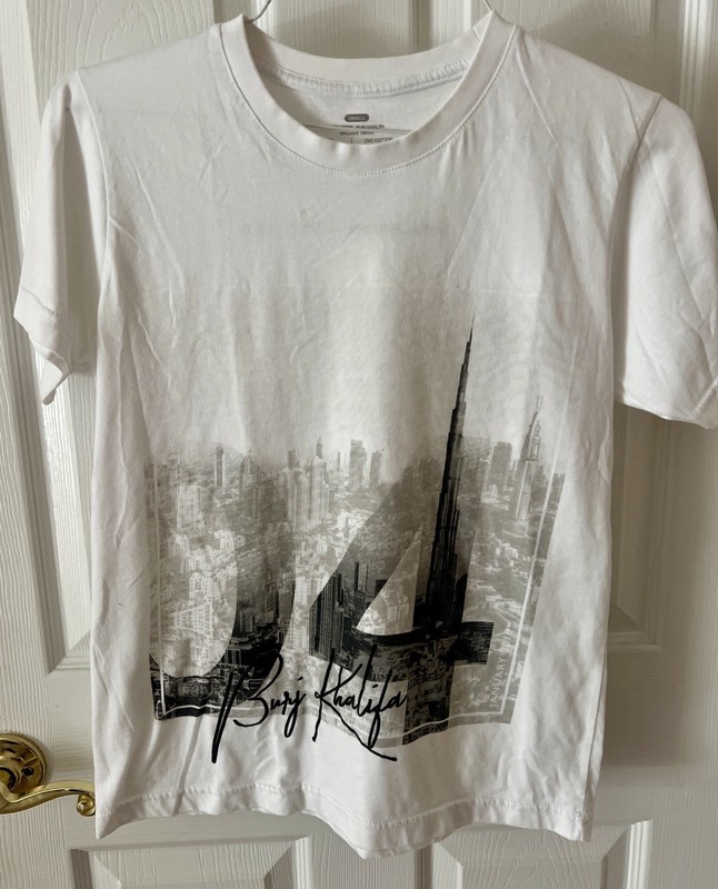 At The Top Of Burj Khalifa skyscraper, Dubai, UAE - White Logo T-Shirt Sz S