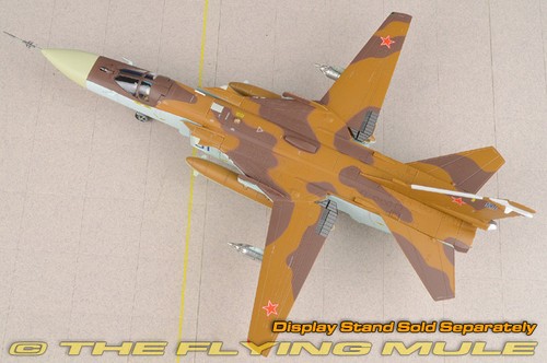 Calibre Wings 1:72 Su-24MK Fencer-D Russian Air Force Blue 91 - Picture 7 of 8