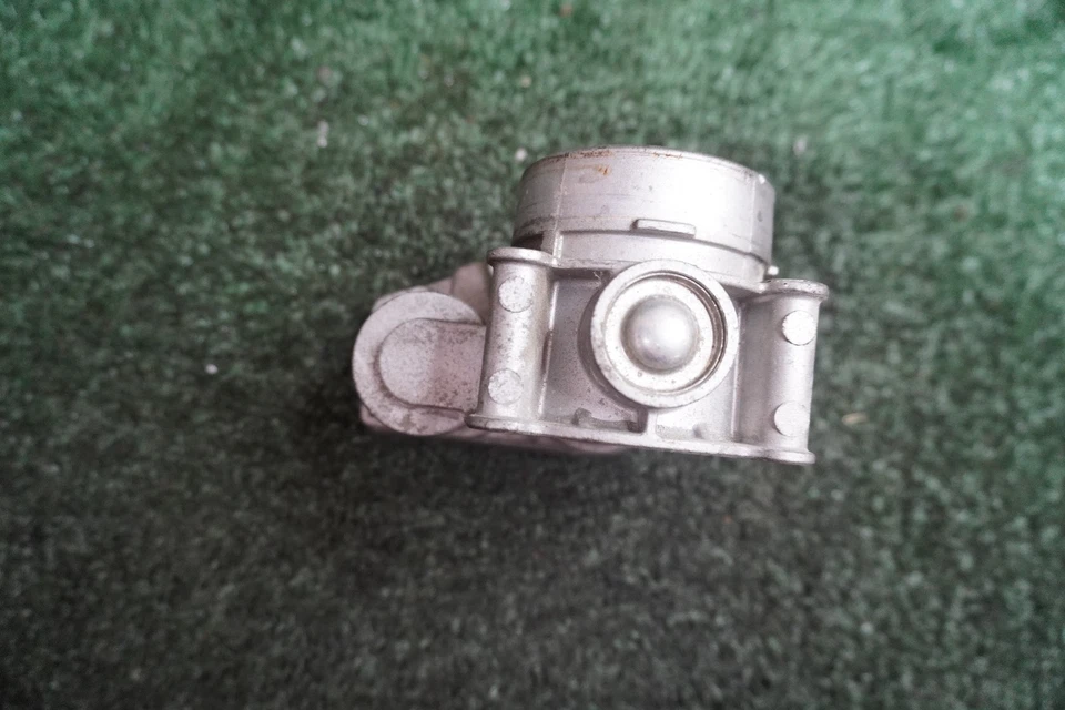 Ford Transit Connect 2018 2019 2,5 L cuerpo del acelerador del motor fabricante original 77 k millas G273N Foto 3 de 4