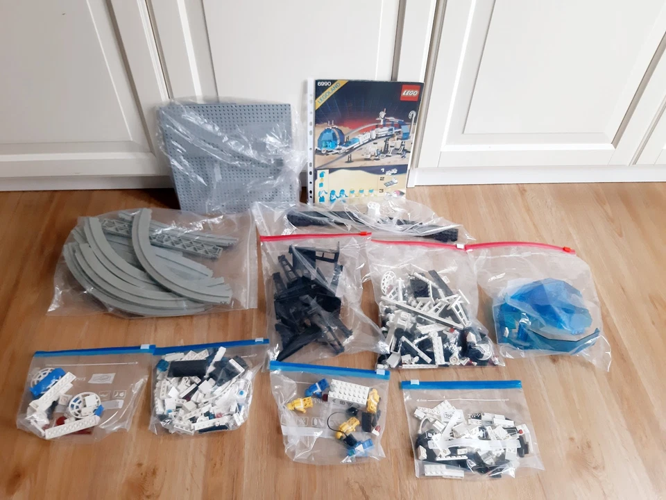 LEGO Classic Space 6990 Futuron Monorail Transport System mit OBA Weltraum - Bild 2 von 4