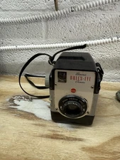 (Vintage) Kodak Brownie Bulls-Eye Instant Film Camera  w/ Twindar Lens AS IS