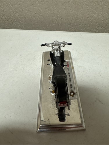 Maisto Harley-Davidson FXSTB Night Train (1999) 1:18 Die Cast Collectible - Picture 8 of 9