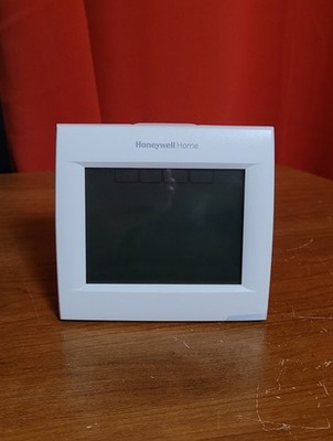 Honeywell Home VisionPRO 8000 WiFi Thermostat TH8321WF1001 - FOR PARTS