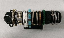 LOT of 13 Costume Jewelry Bracelet Mix  1033 