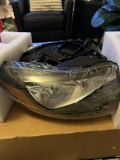 2012-2014 Ford Focus Pair Of Headlights Bm51-13w030 Driver And Passenger Side