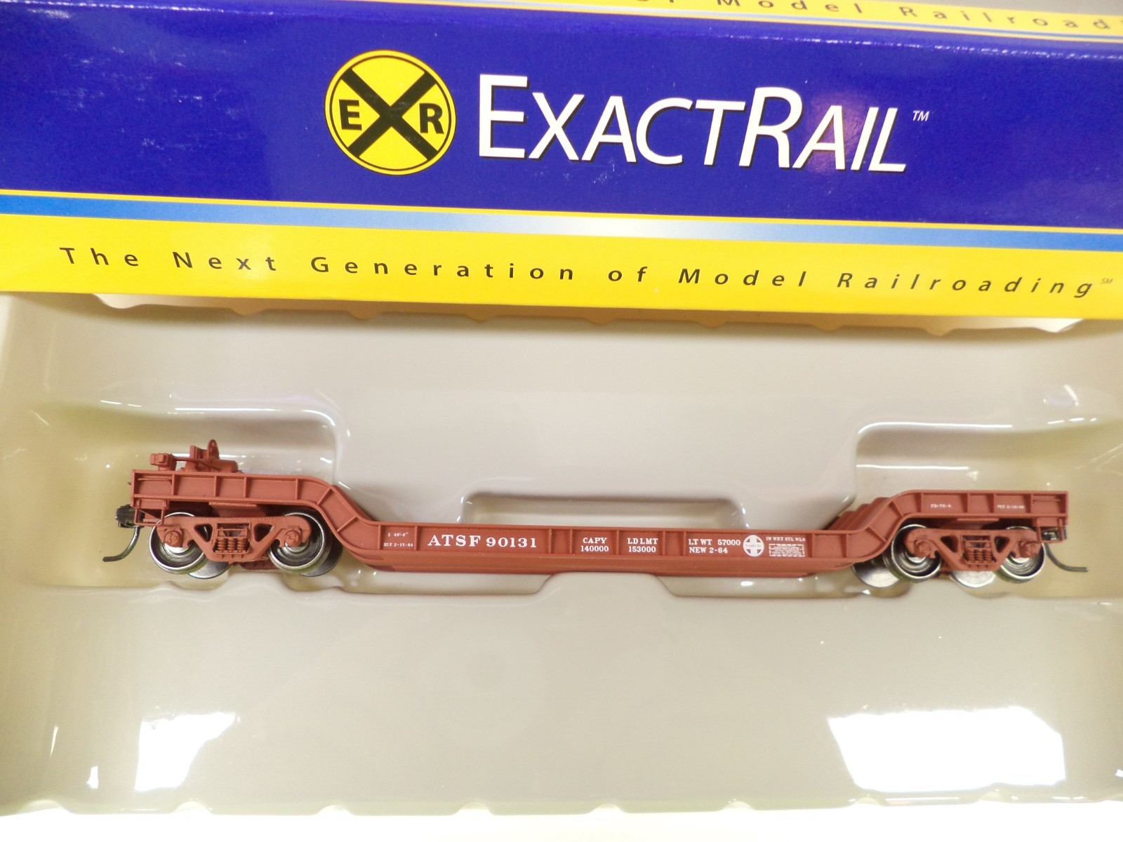 Exact Rail Ho 1755-1, Depressed Center Flat Car, Santa Fe 90131