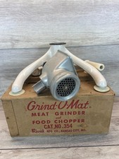 Vintage 1950s Grind-O-Mat Grinder Model 354 White Wide Base Table Top In Box