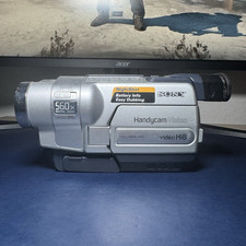 Sony Handycam Vision CCD-TRV118 Hi8/Video8 Camcorder 20x Zoom NightShot LCD
