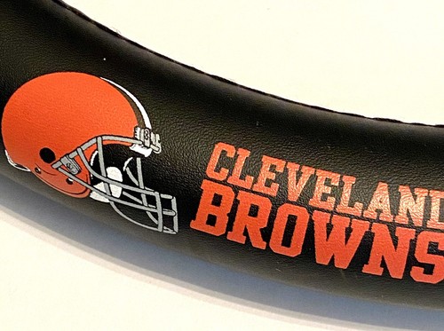 Cubierta de volante de fútbol americano profesional Cleveland Browns NFL nueva - fácil instalación - Imagen 2 de 4