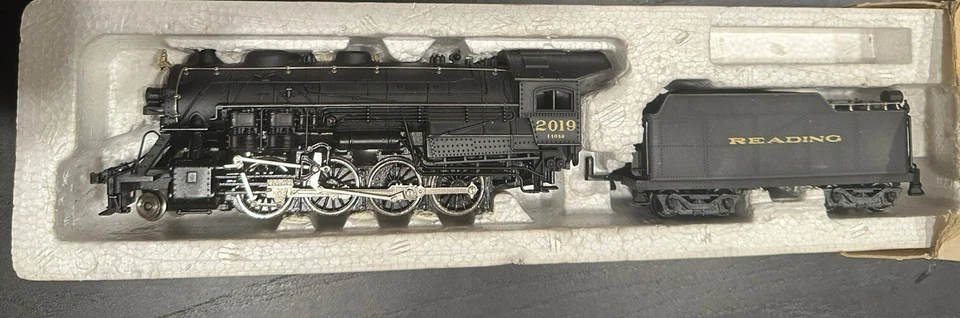 HO Scale Bachmann 2-8-0 Reading Consolation Steam #2010 - Image 3 of 3