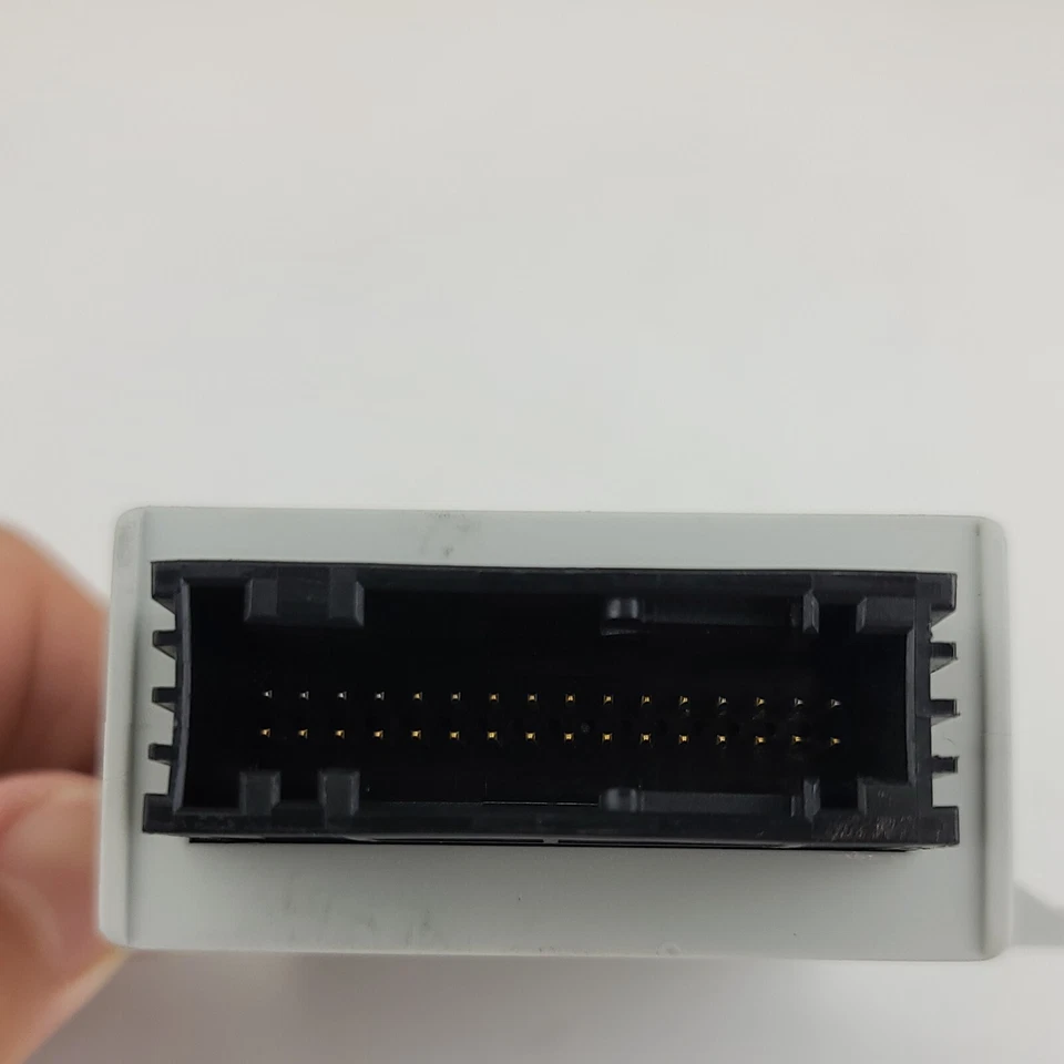 Módulo de control de presión de neumáticos TPMS 4F0907273A para Audi A6 2007 Foto 4 de 4