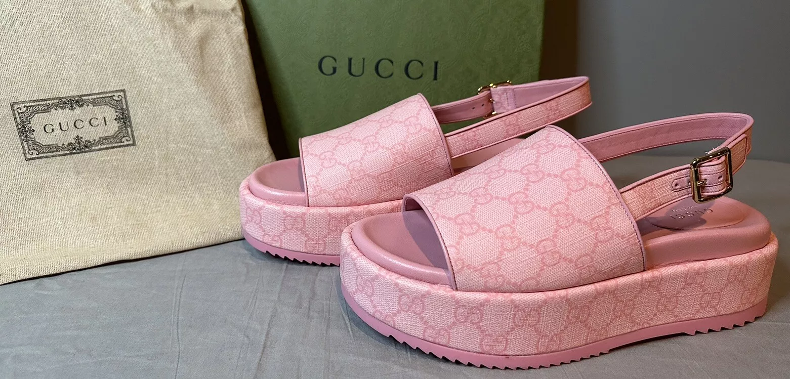 Sandales femme plate forme Gucci GG Supreme Slingback taille 37 (US 7) authentiques