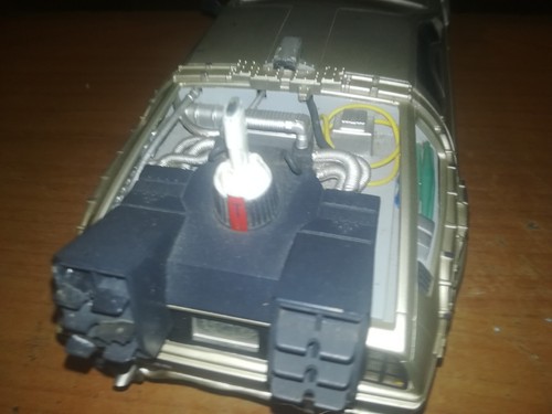 Delorean DMC 12 Macchina del tempo Ritorno al futuro 1:18 radiocomando RC - Foto 6 di 8