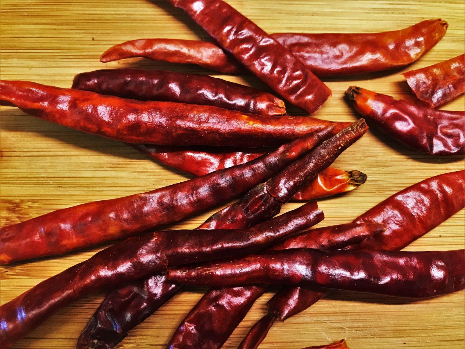 Whole Dried De Arbol Chilli Pods- 500g