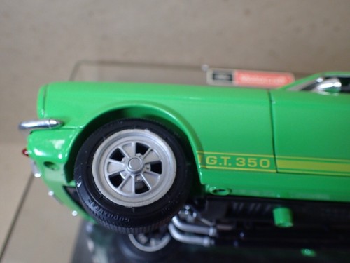 RARE 1/18 FORD MUSTANG 350 GT GREEN UNIVERSAL HOBBIES w/ Motorcraft Display Case - Picture 17 of 24