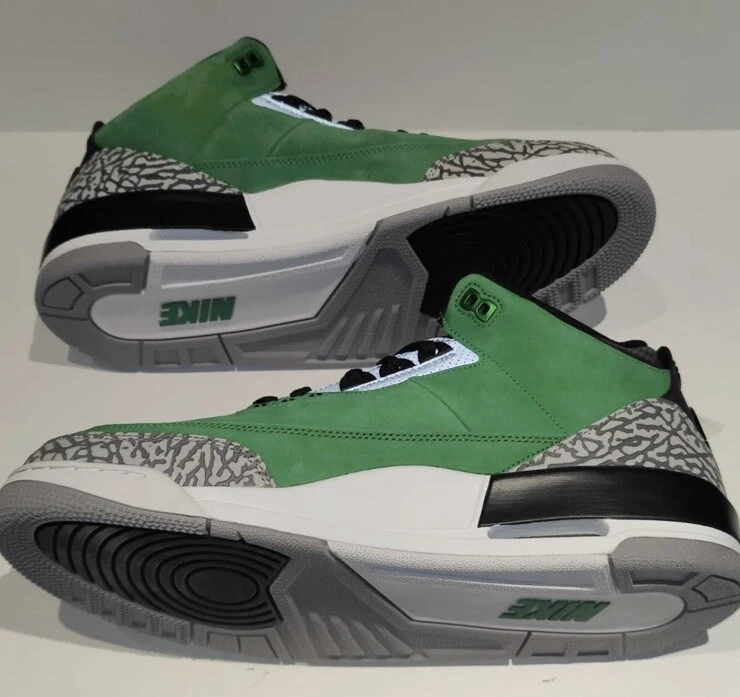 Nike AIR JORDAN 3 OREGON DUCKS PE TAMANHO 14 AJ3-867493 Promo Sample Player Exclusivo - Imagem 2 de 4