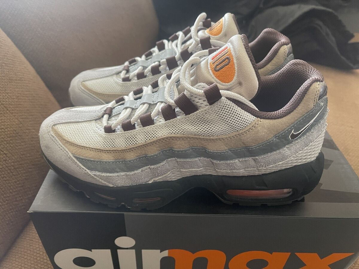 Nike Air Max 95 × Foot Patrol Nike Air Max 95 × Foot Patrol