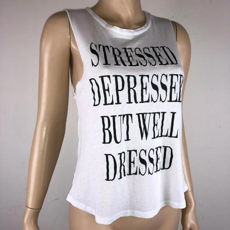 Camiseta Estrés Deprimida Pero Bien Vestida Blanca Sin Mangas Para Mujer S Foto 2 de 4