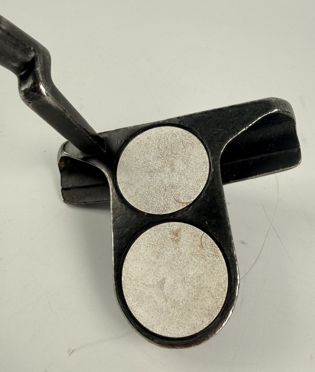 Odyssey White Hot Pro 2-Ball Blade Putter 35