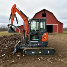 CFG40UF 4Ton Mini Excavator With Kubota Diesel Engine Hydraulic Thumb New
